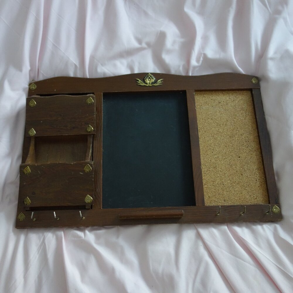 Vintage Wood Wall-Mounted Letter Holder/Chalkboard/Cork Board with Key Hooks